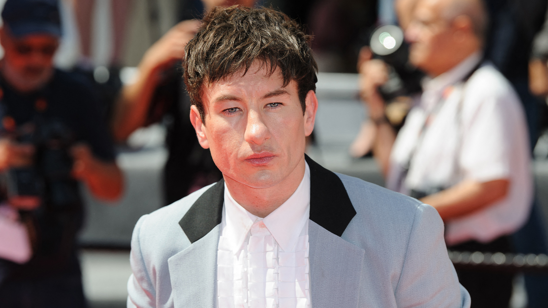 Give your guy a ‘hot rodent boyfriend’ makeover like Barry Keoghan – it’s all down to the touseled hair tutorial