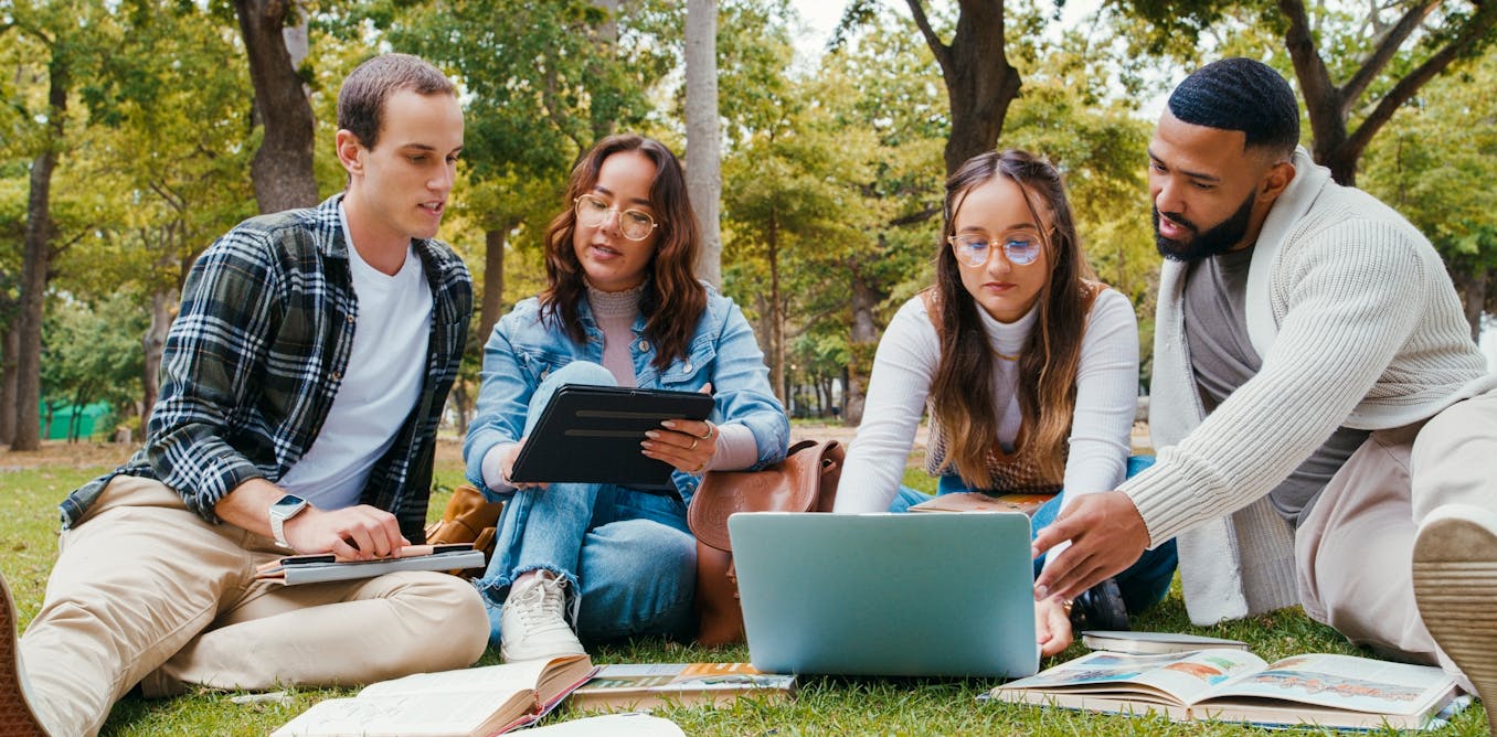 Future lawyers learn key lessons from studying poetry in parks in this course