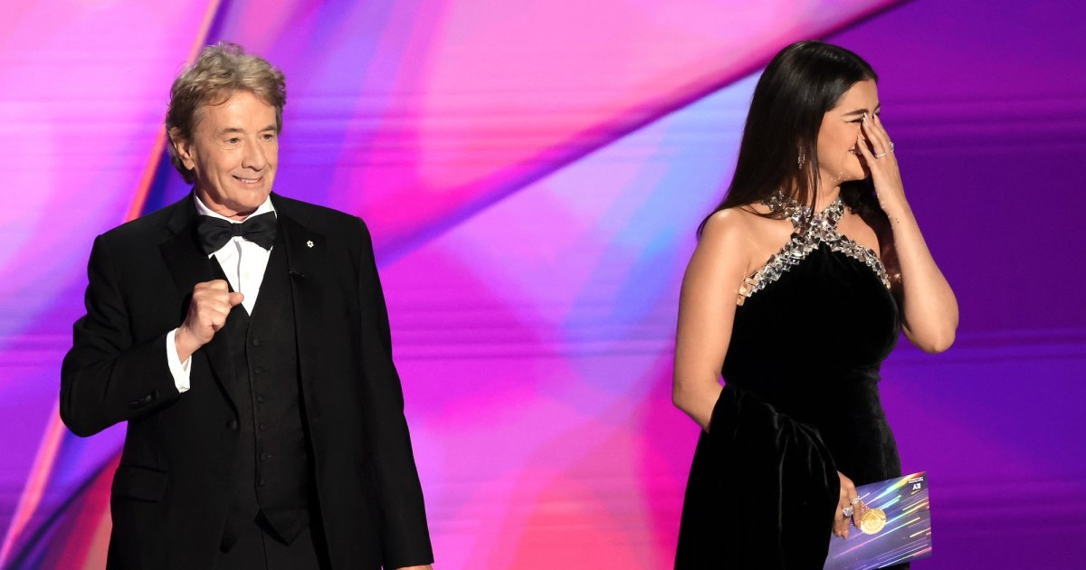 Martin Short Tells Selena Gomez ‘I Got You, Baby’ at 2024 Emmys