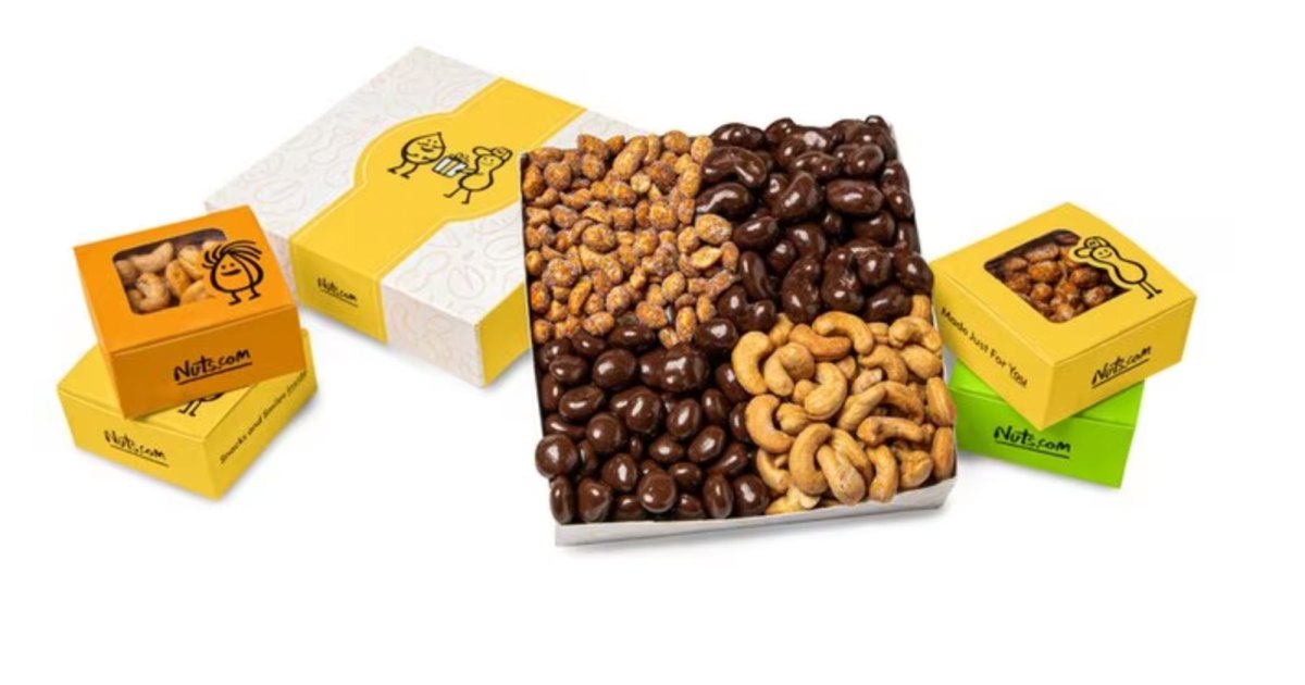 This Nuts.com Sweet and Salty Tray Is Perfect for Eating Healthier