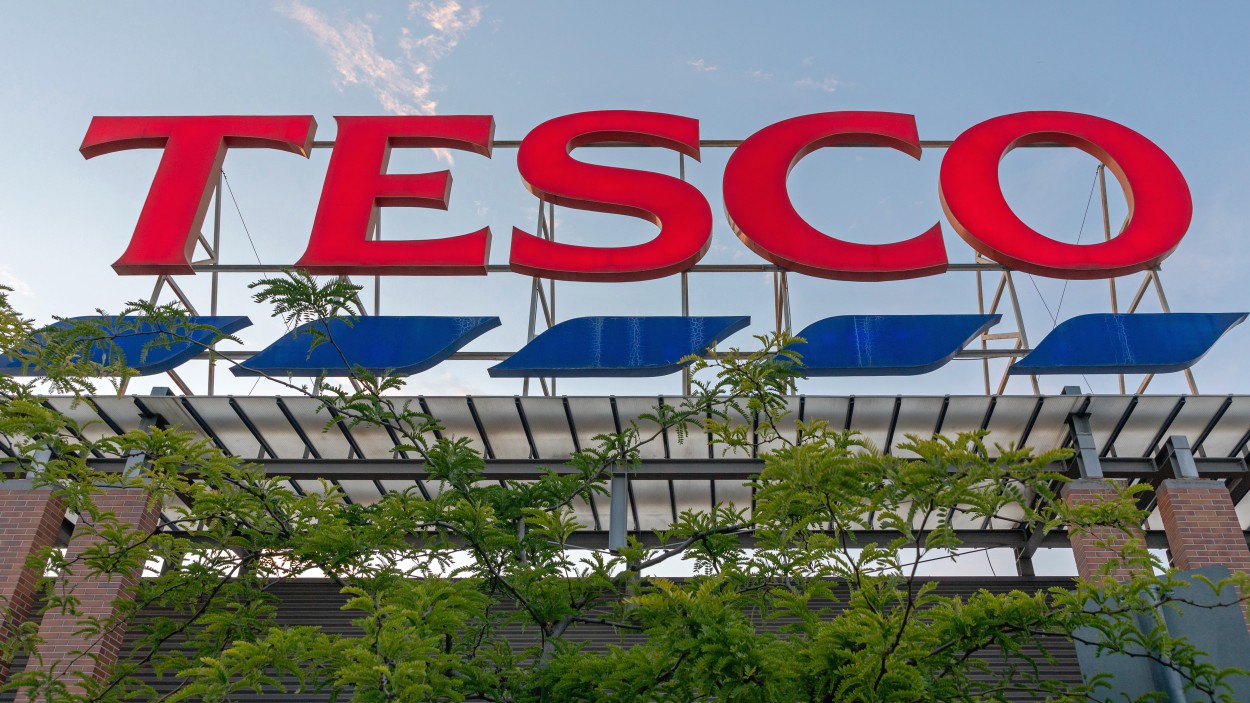 Tesco shoppers rush to buy ‘amazing’ school uniform essentials scanning for 4p instead of £3.50