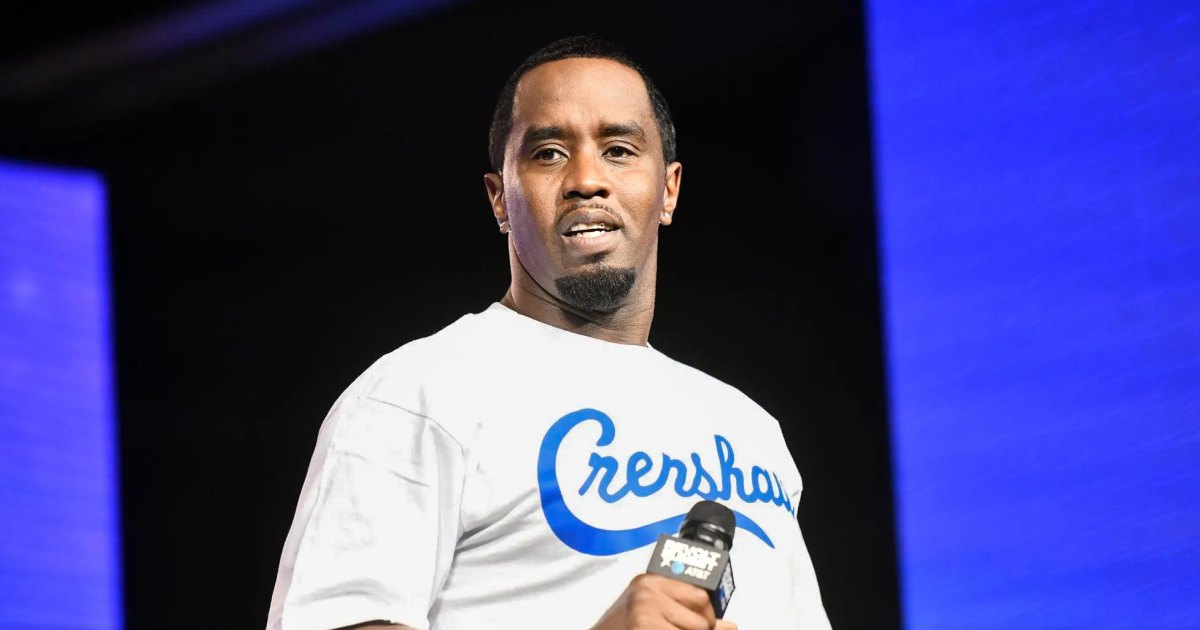 Diddy Blows Kisses to His Kids, Mom in Court at Bail Hearing