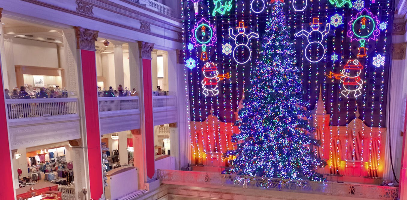 The Wanamaker organ has been part of a treasured holiday tradition in Philly for over 100 years − a historian explains its illustrious past and uncertain future